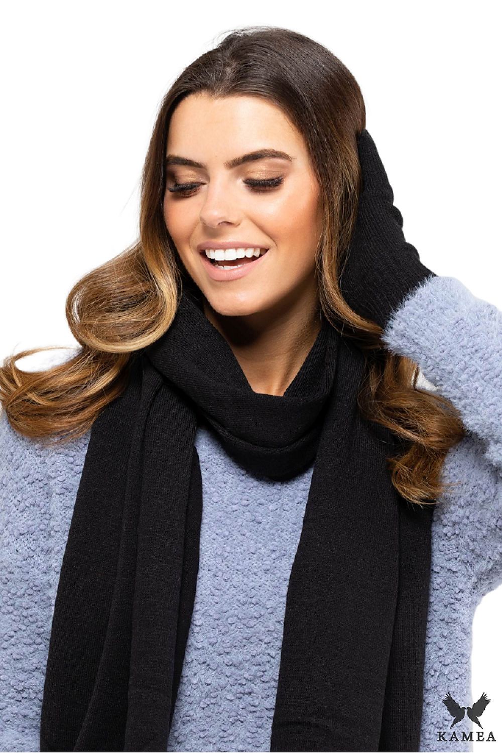 Shawl model 205738 Kamea