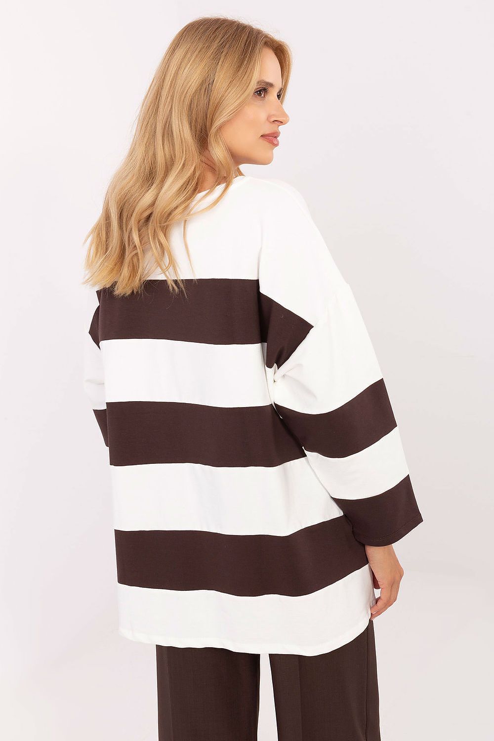 Blouse model 217032 Relevance