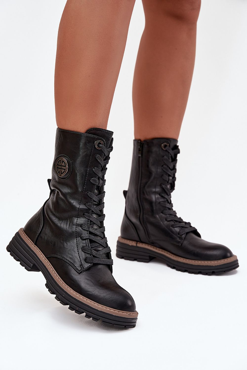 Bootie model 218705 Step in style