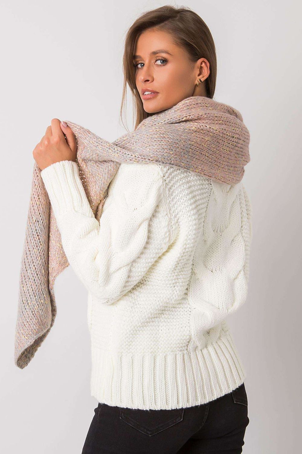 Shawl model 161162 AT