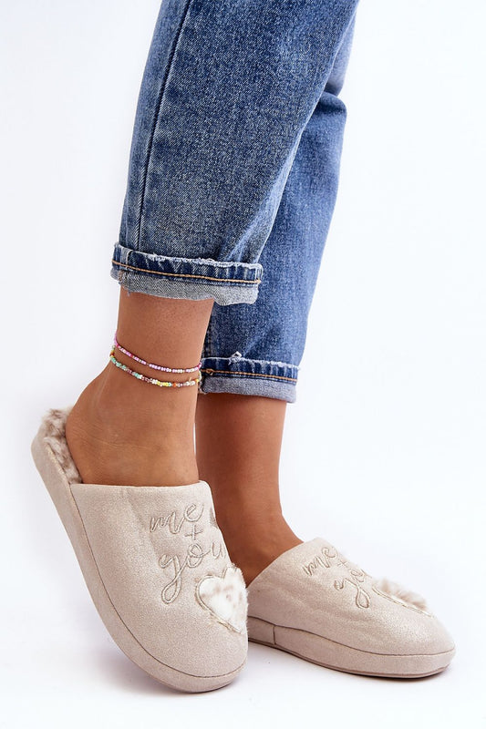  Slippers model 189099 Step in style 