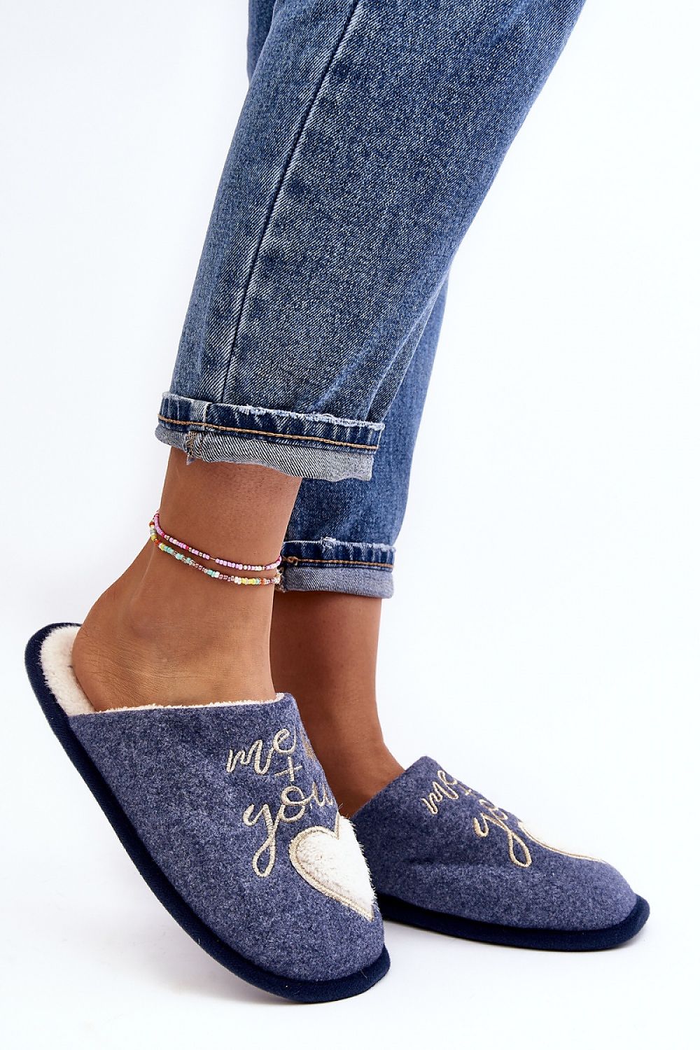  Slippers model 189103 Step in style 