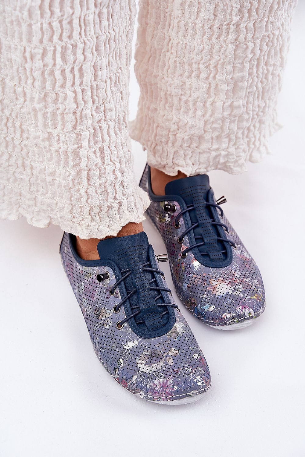  Half shoes model 212551 Step in style 