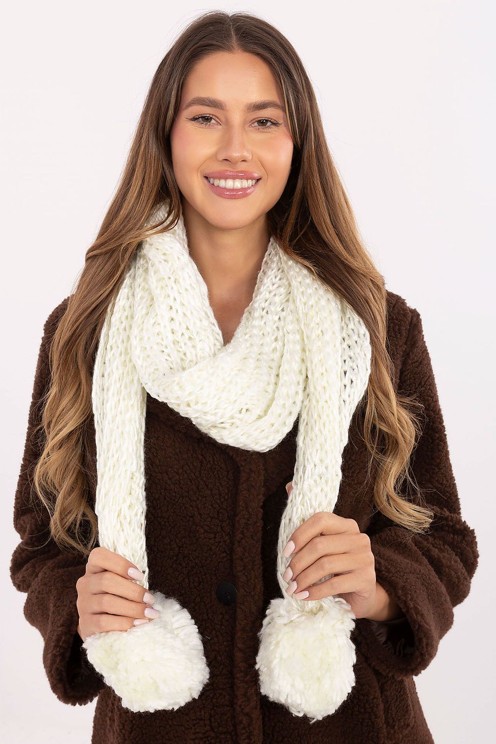  Shawl model 220393 AT 